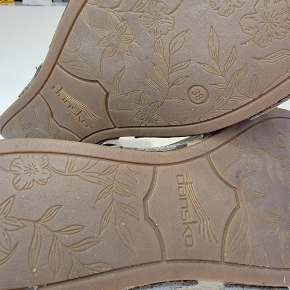 Dansko Laurie Leather Wedge Sandal Taupe Sz Euro 38 (US 7.5-8) Style 1823790600 - Picture 15 of 15